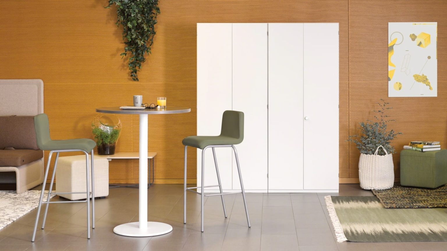 touchdown high table for quick informal meetings